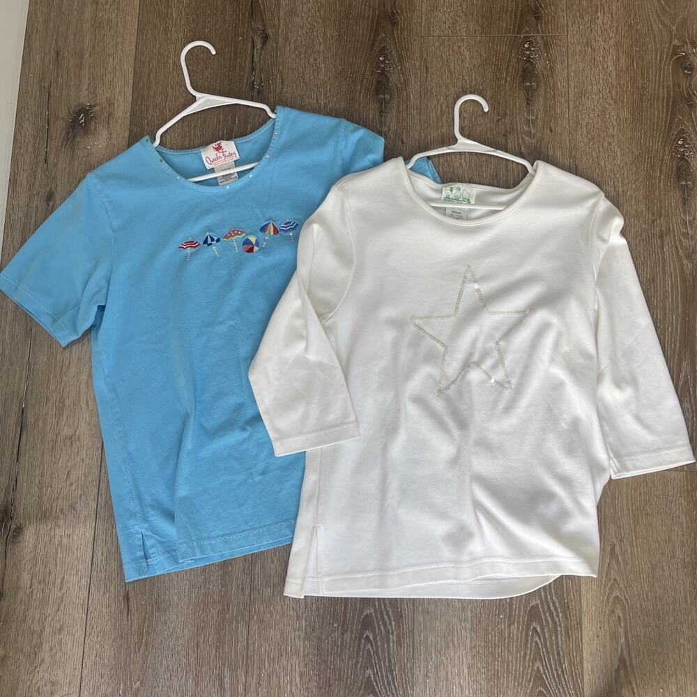 Quacker Factory Sz M Beach T Shirts LOT of 2 100% Cotton Vtg Coastal Travel VTG